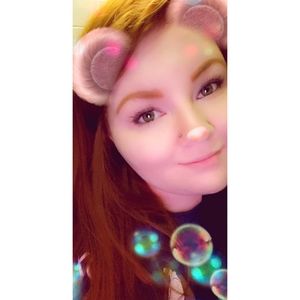 Meet your Posher, Briana